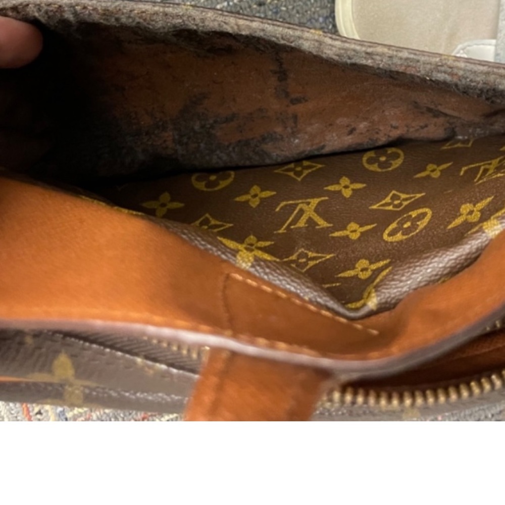 Louis Vuitton Brown and Yellow Crossbody Bag - Picture 3 of 9
